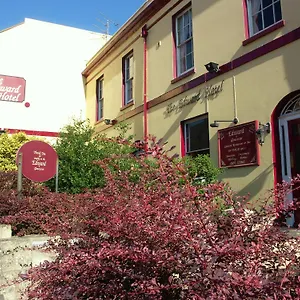 2* Hotel Edward