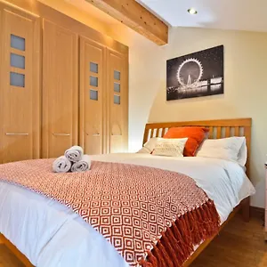 https://thames-view-house.cambridgehotelsuk.com